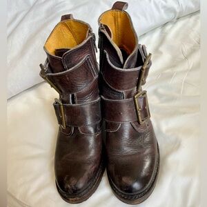 FRYE Sabrina Double Buckle Moto Boots Leather Brown Cordovan size 8.5